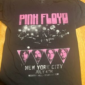 Men's Vintage Medium Pink Floyd Comcert TShirt